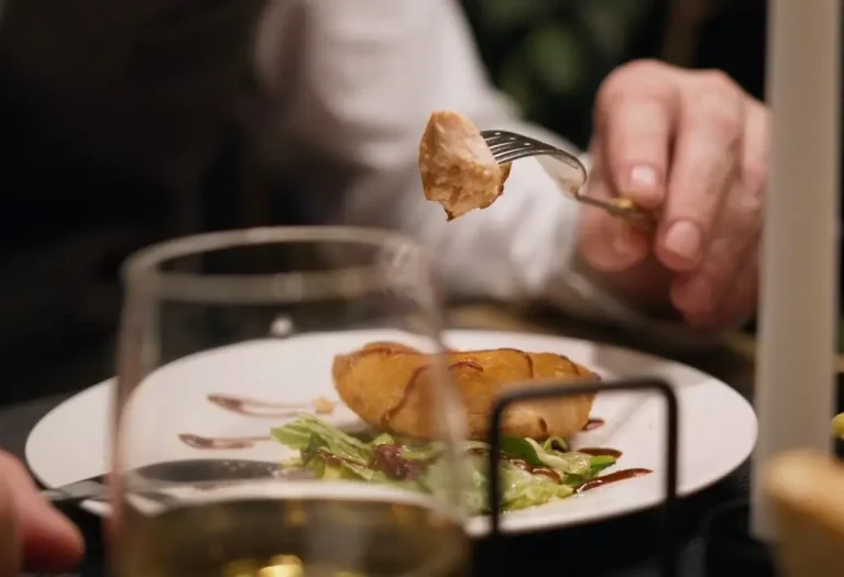 Minimal Dining Story